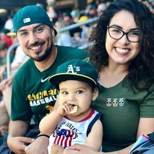 Meet your Posher, Adrianna